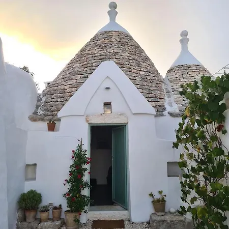 Trullo Ululi * Ostuni