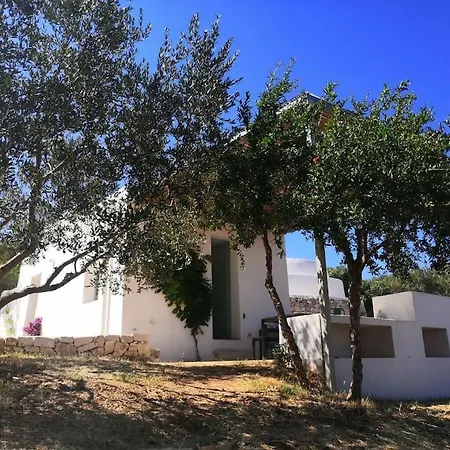 Holiday home Trullo Ululi *